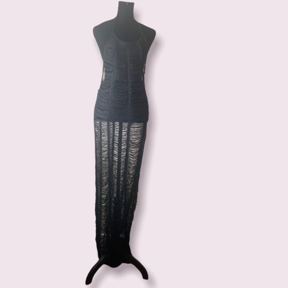 String Cover-up - Picture 4 of 5